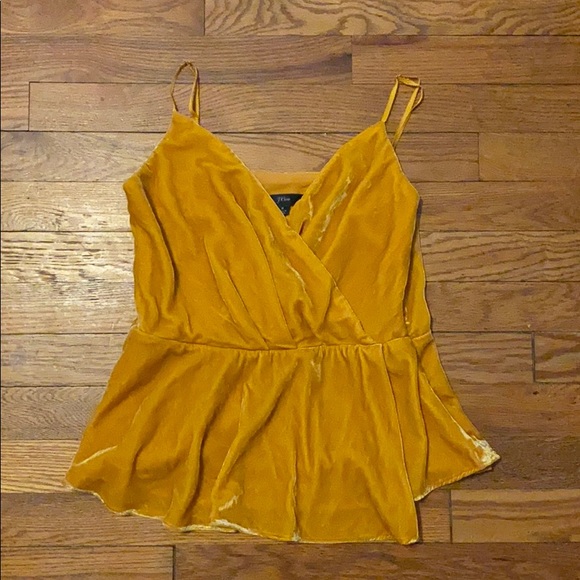 NWT! J. Crew Flowy Velvet Adjustable Top, Small. - Picture 4 of 5